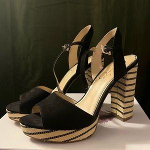 Jessica Simpson Platform Wedge Sandal in Black & White Pattern Size 8